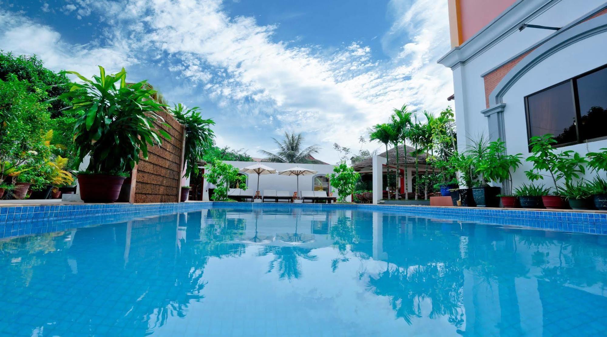 Hotel Mae Yu Lim Boutique Siem Reap Esterno foto